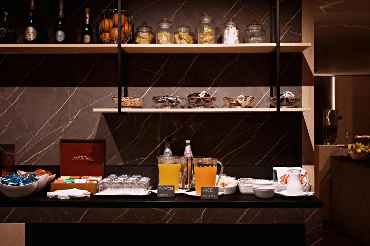 Hotel Franciacorta Paderno Franciacorta Kültér fotó
