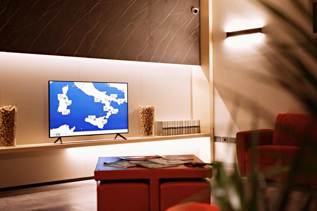 Hotel Franciacorta Paderno Franciacorta Kültér fotó
